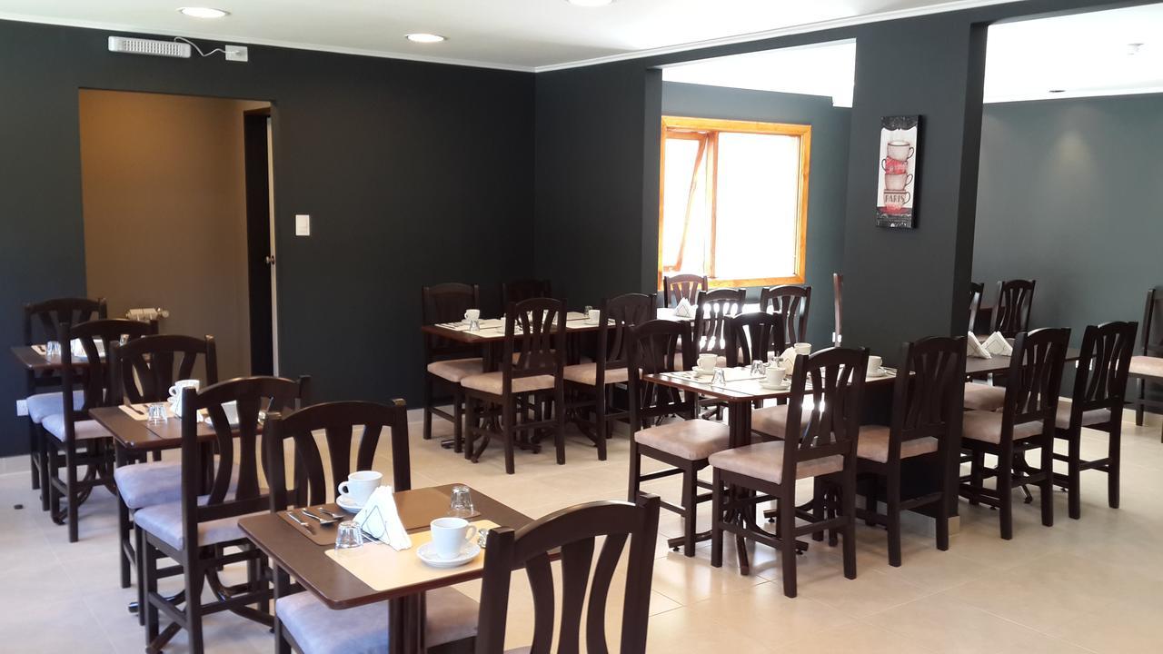 Hotel Cueva De Las Manos 佩里托莫雷诺 外观 照片