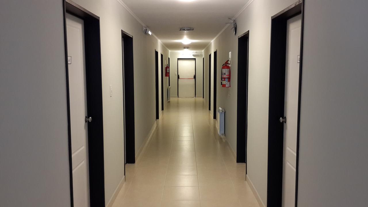 Hotel Cueva De Las Manos 佩里托莫雷诺 外观 照片