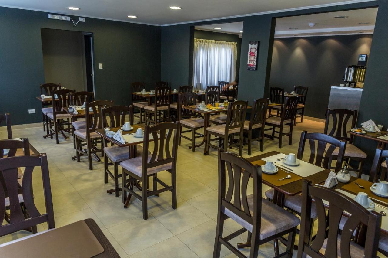 Hotel Cueva De Las Manos 佩里托莫雷诺 外观 照片